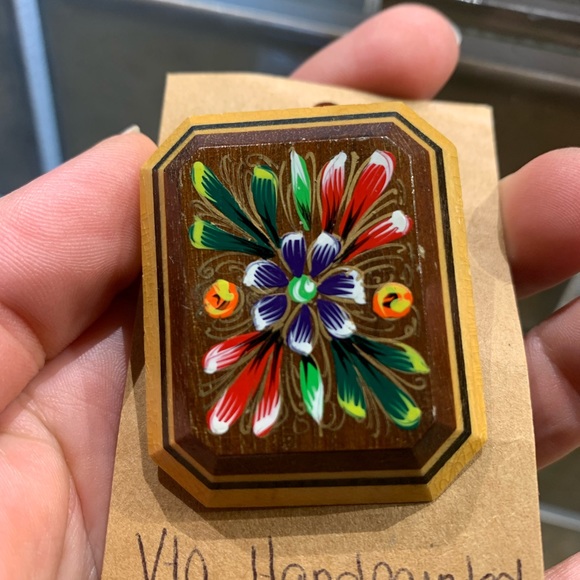 VTG 70’s Handpainted wooden brooch kitschy BOHO Hippie - Picture 3 of 6